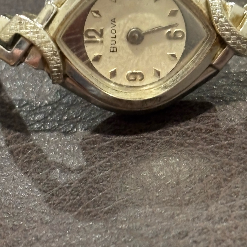 Bulova‎ Vintage Cocktail Women's Watch 10K Gold Rolled Case. Needs Repaired